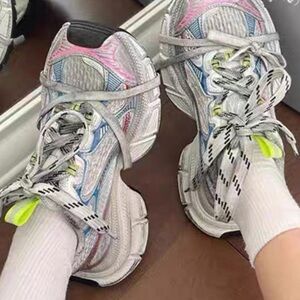 Balaciaga Women's Multi-Color sneaker